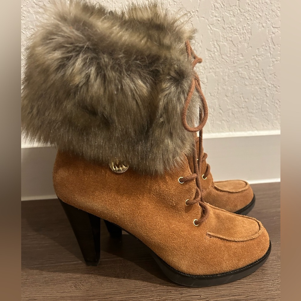 Michael Kors Women's Suede Leather Faux Fur Lined High Heel Booties Size 7m - Picture 2 of 12